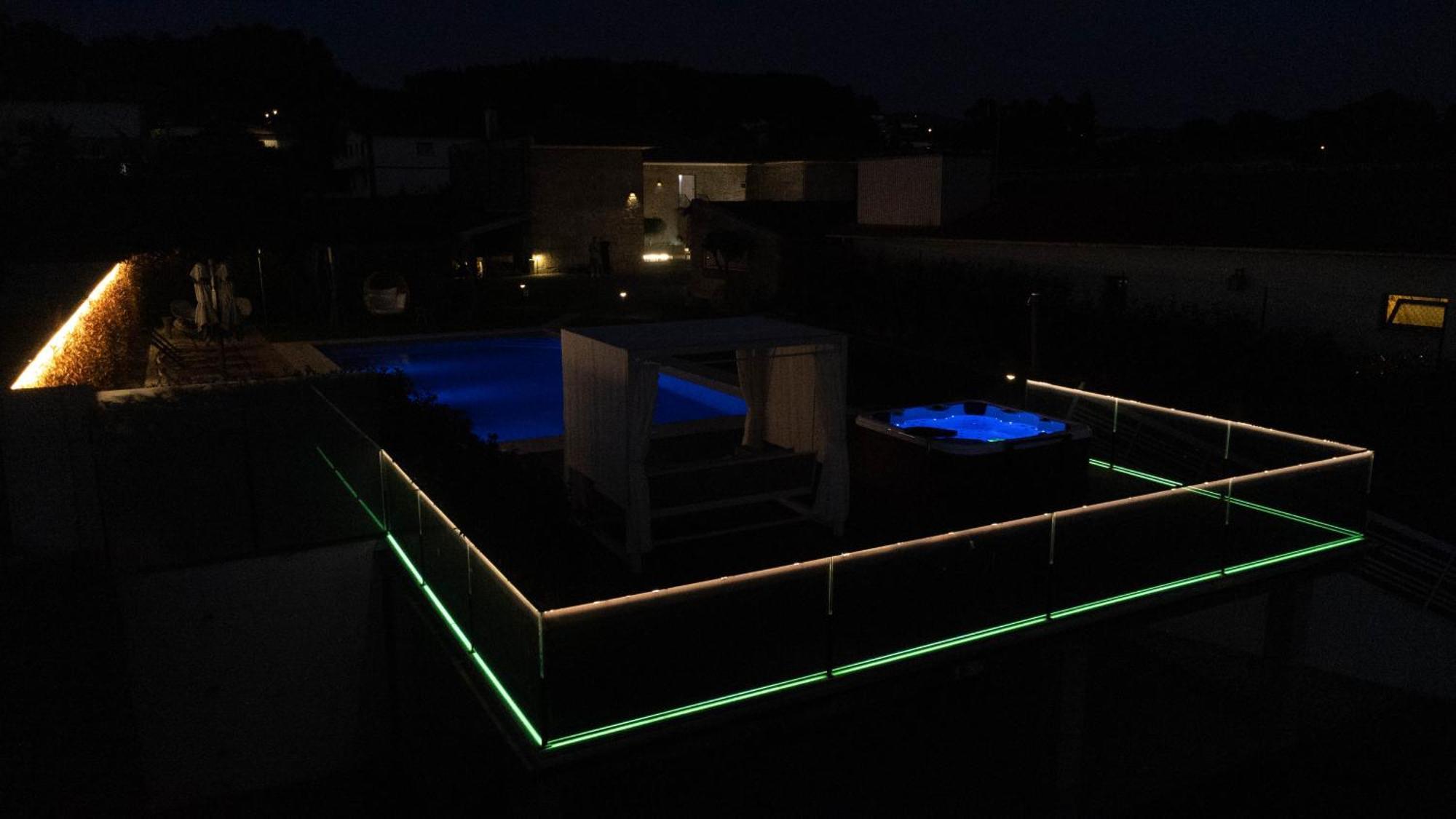 Villa Moura - Pool & Jacuzzi Повуа-де-Ланнюзу Екстер'єр фото
