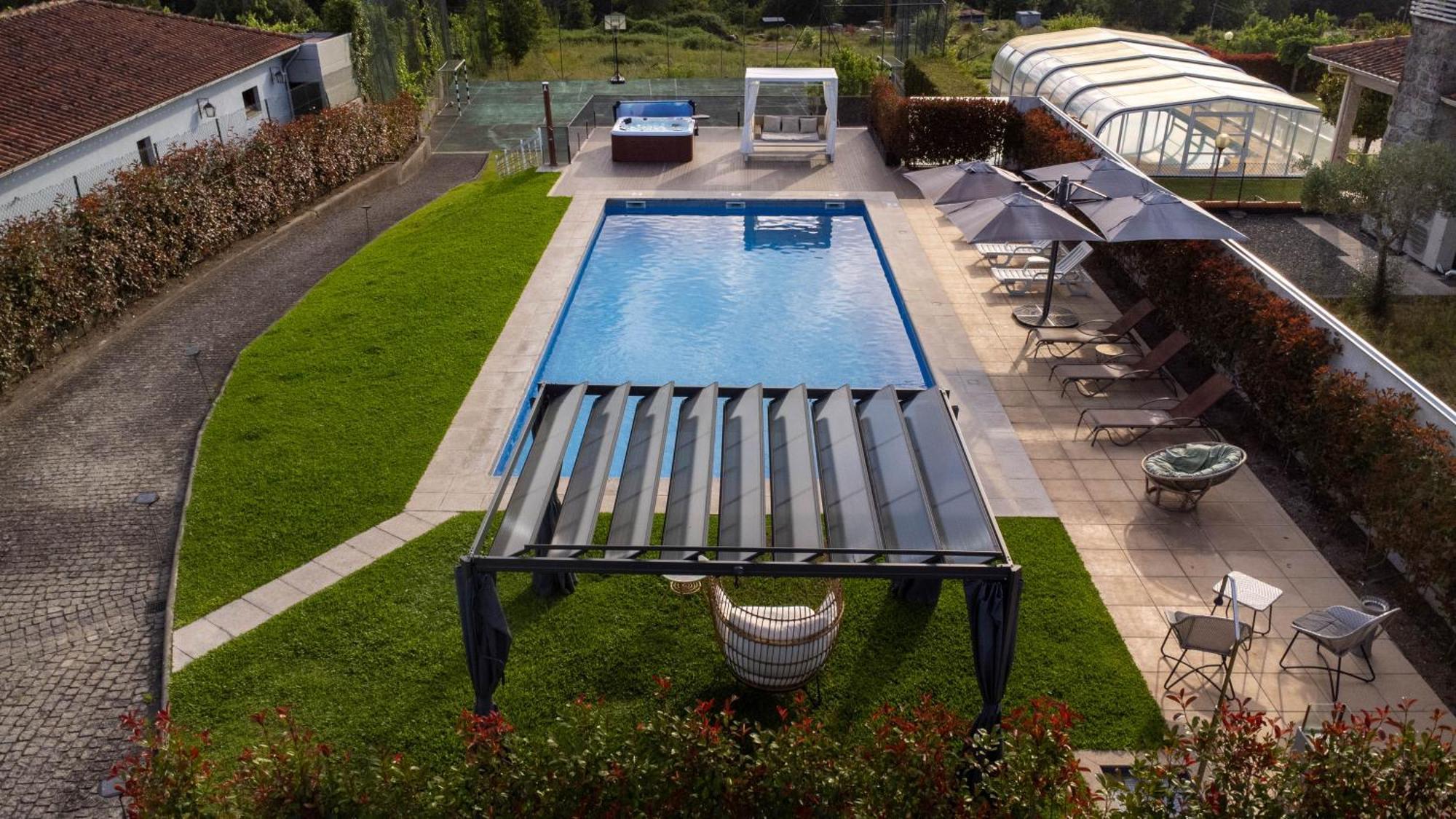 Villa Moura - Pool & Jacuzzi Повуа-де-Ланнюзу Екстер'єр фото